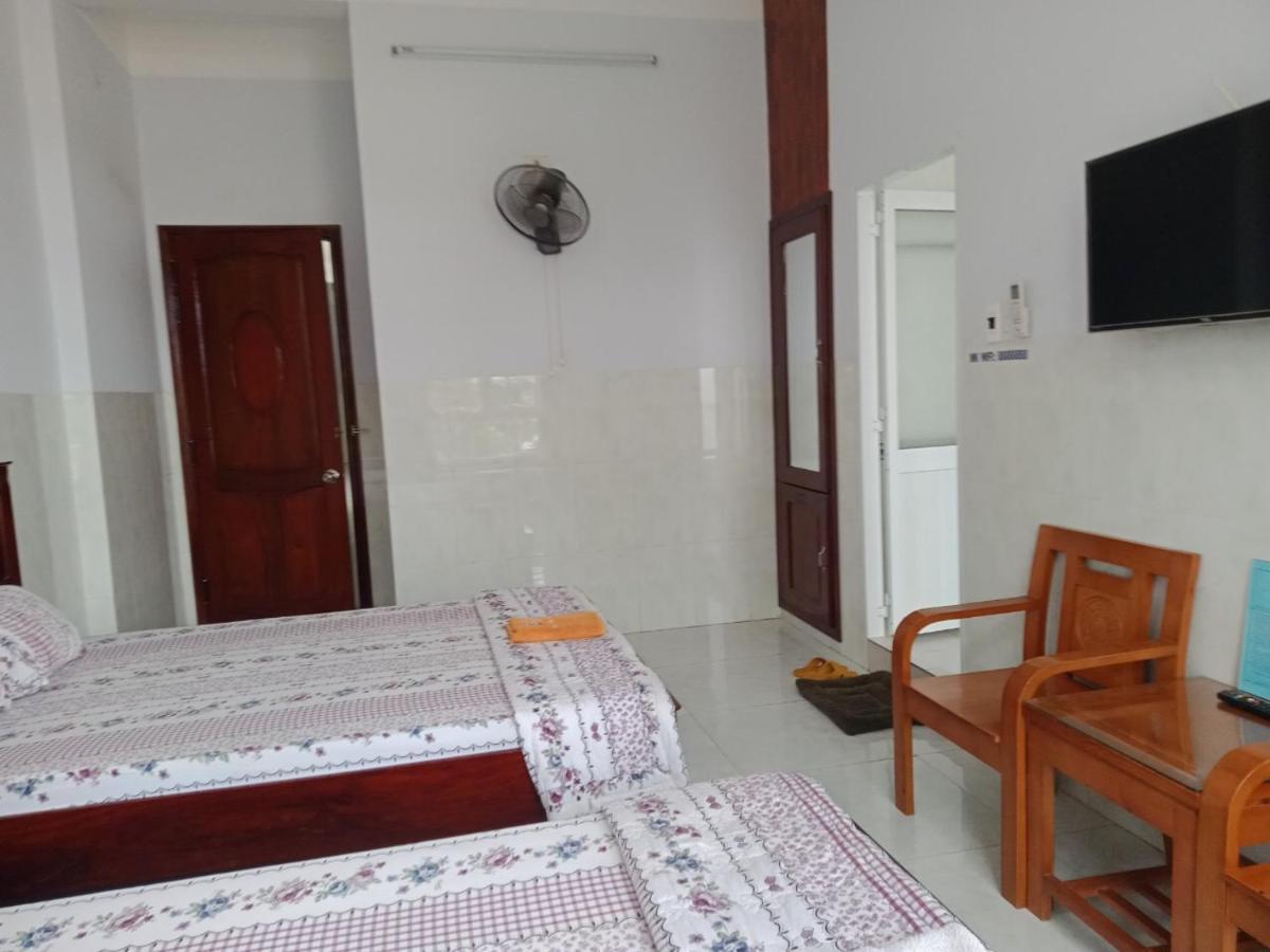 Nhà Nghỉ Gia Lâm 2 An Nhon Exterior foto