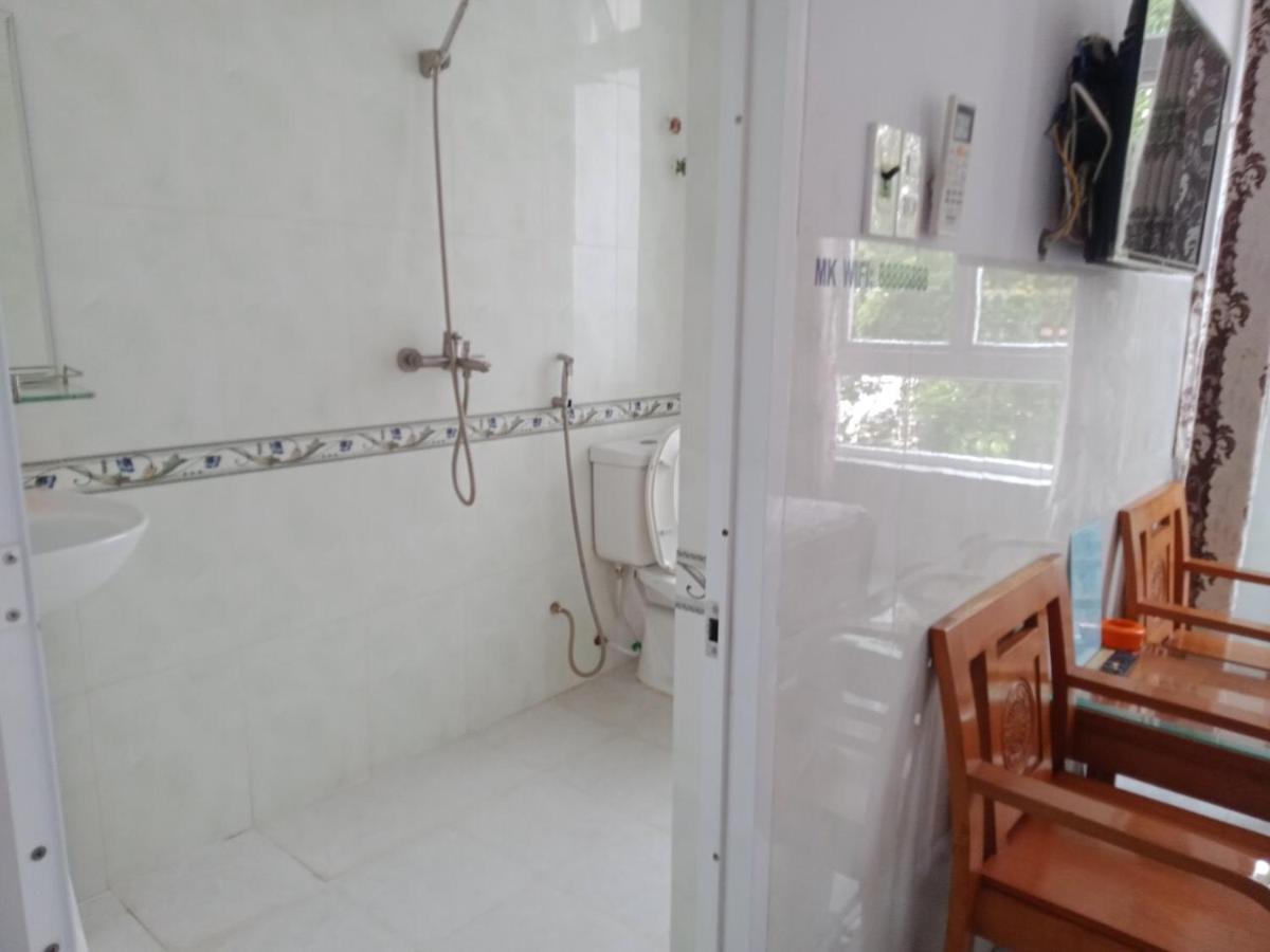 Nhà Nghỉ Gia Lâm 2 An Nhon Exterior foto